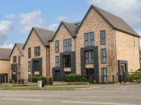 4 Rockcliffe Grange